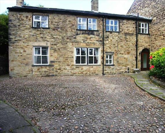 4 Bedroom Semi-Detac...